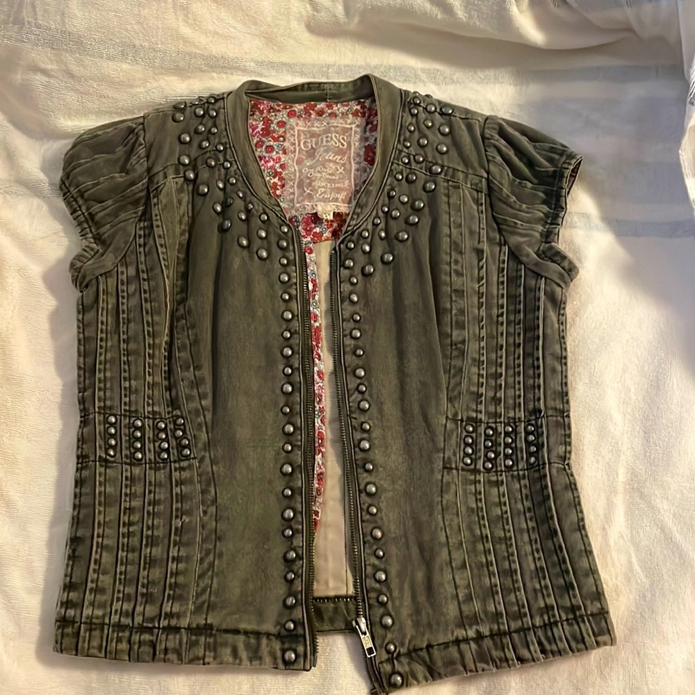 Size M Guess Suede short sleeve jacket